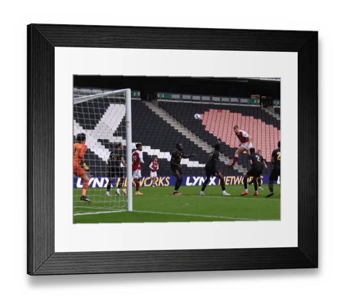 Framed Print : Arsenal in Pre-Season Action: MK Dons vs Arsenal (2020-21)