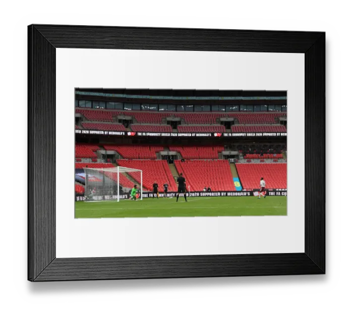 Framed Print : Arsenal v Liverpool - FA Community Shield