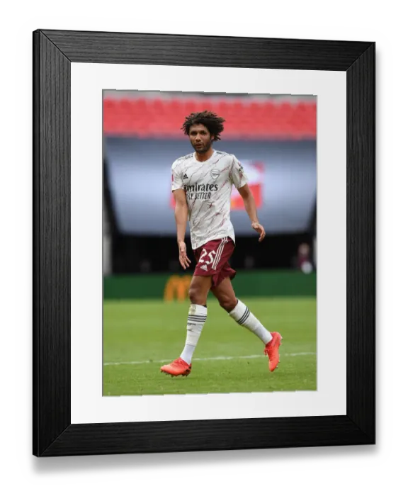 Framed Print : Arsenal's Mohamed Elneny Goes Head-to-Head Against Liverpool in FA Community Shield Clash Framed Print : Arsenal's Mohamed Elneny Goes Head-to-Head Against Liverpool in FA Community Shield Clash