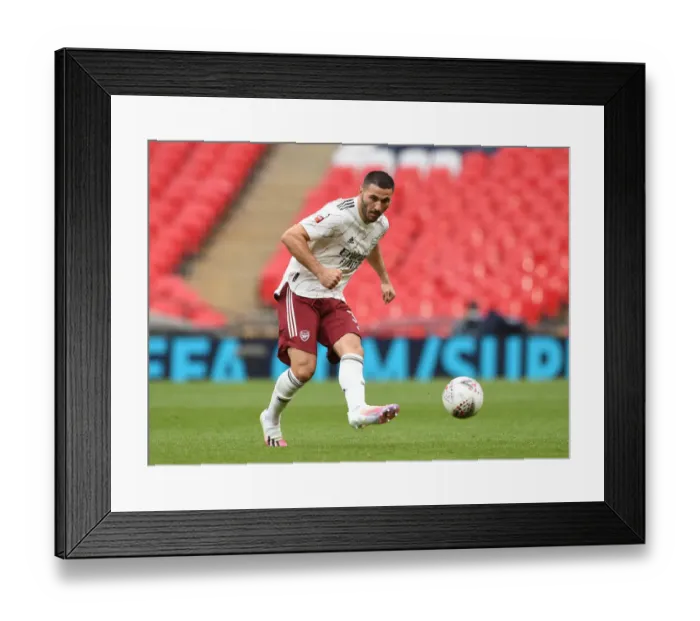 Framed Print : Arsenal's Sead Kolasinac in FA Community Shield Action Against Liverpool