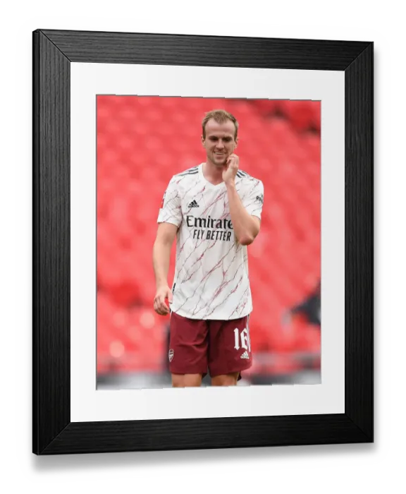 Framed Print : Arsenal vs. Liverpool: FA Community Shield Clash at Wembley Stadium (2020-21) Framed Print : Arsenal vs. Liverpool: FA Community Shield Clash at Wembley Stadium (2020-21)