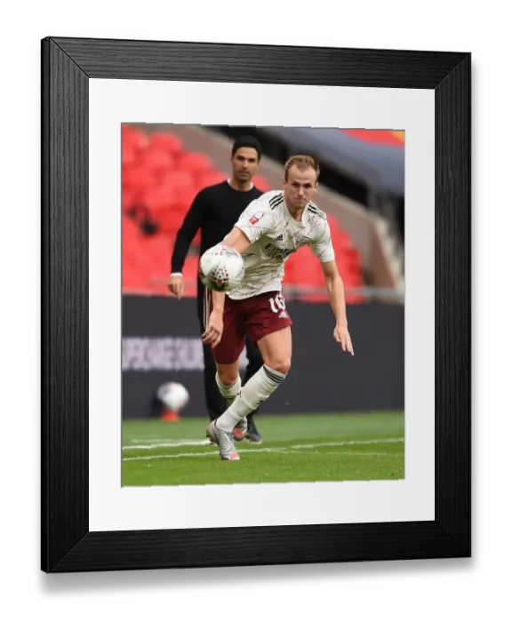 Framed Print : Arsenal vs. Liverpool: FA Community Shield Clash at Wembley Stadium (2020-21) Framed Print : Arsenal vs. Liverpool: FA Community Shield Clash at Wembley Stadium (2020-21)