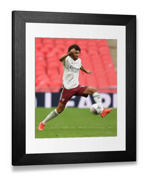 Framed Print : Arsenal vs Liverpool: FA Community Shield Showdown at Wembley Stadium (2020-21) Framed Print : Arsenal vs Liverpool: FA Community Shield Showdown at Wembley Stadium (2020-21)