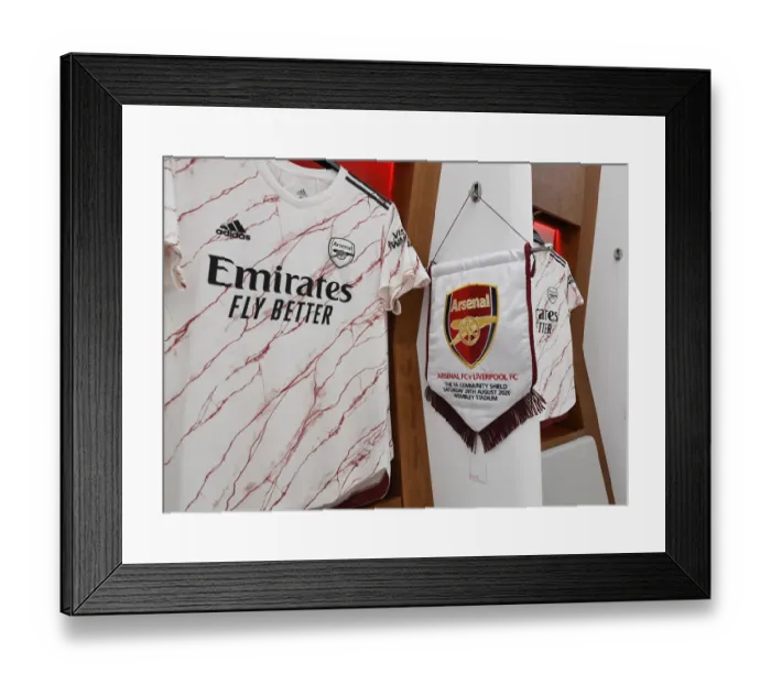 Framed Print : Arsenal vs Liverpool: FA Community Shield 2020-21 - Gunners and Reds Prepare for Wembley Clash