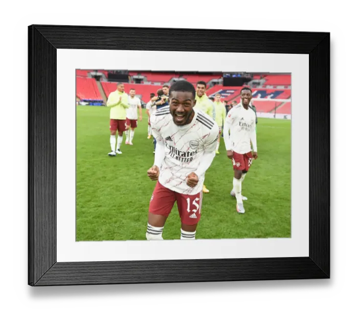 Framed Print : Arsenal Celebrate FA Community Shield Victory over Liverpool Framed Print : Arsenal Celebrate FA Community Shield Victory over Liverpool
