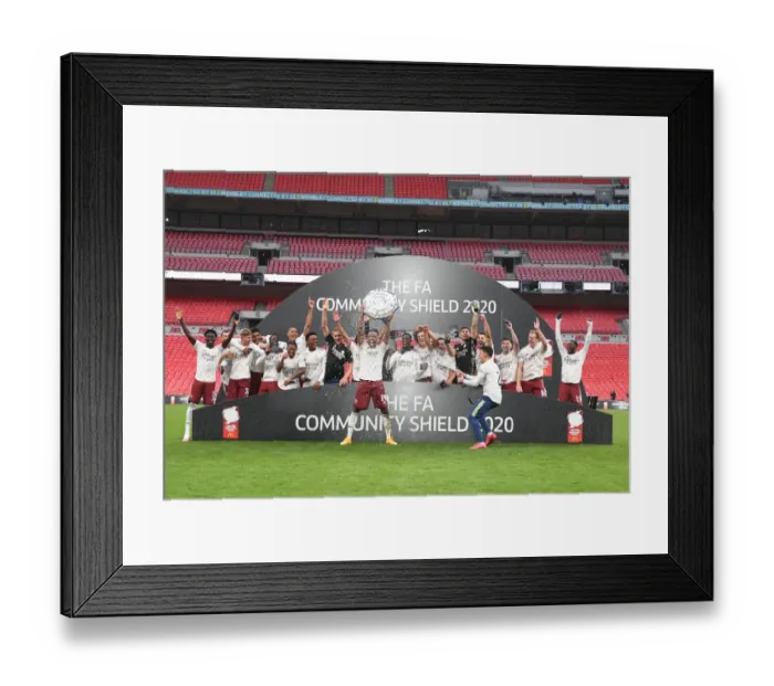 Framed Print : Arsenal Victory: FA Community Shield against Liverpool Framed Print : Arsenal Victory: FA Community Shield against Liverpool