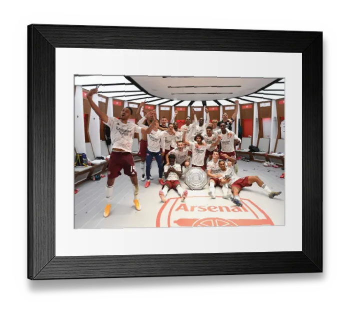 Framed Print : Arsenal Celebrate FA Community Shield Victory Over Liverpool Framed Print : Arsenal Celebrate FA Community Shield Victory Over Liverpool