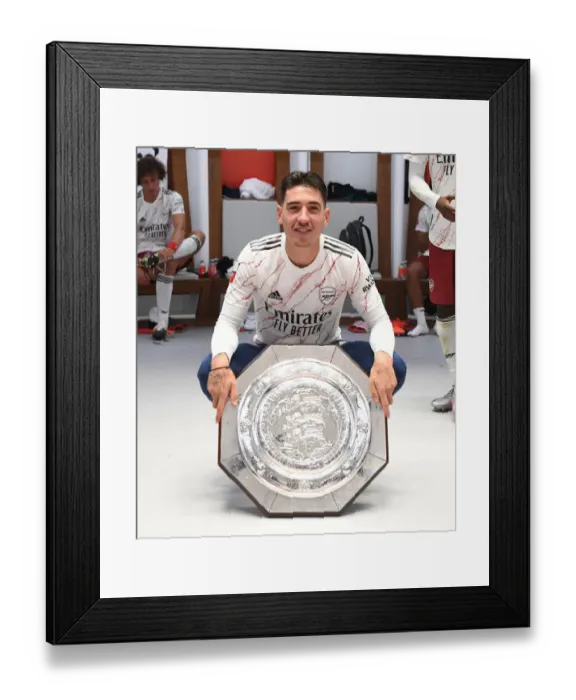 Framed Print : Arsenal vs. Liverpool: FA Community Shield Clash at Wembley Stadium (2020-21) Framed Print : Arsenal vs. Liverpool: FA Community Shield Clash at Wembley Stadium (2020-21)