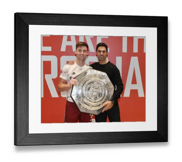 Framed Print : Arsenal vs Liverpool: FA Community Shield Clash at Wembley Stadium Framed Print : Arsenal vs Liverpool: FA Community Shield Clash at Wembley Stadium