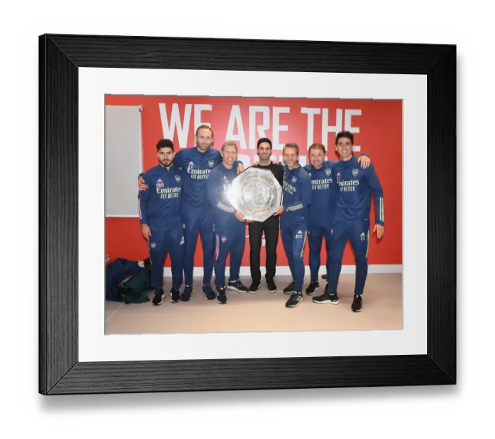Framed Print : Arsenal vs Liverpool: FA Community Shield Clash at Wembley Stadium