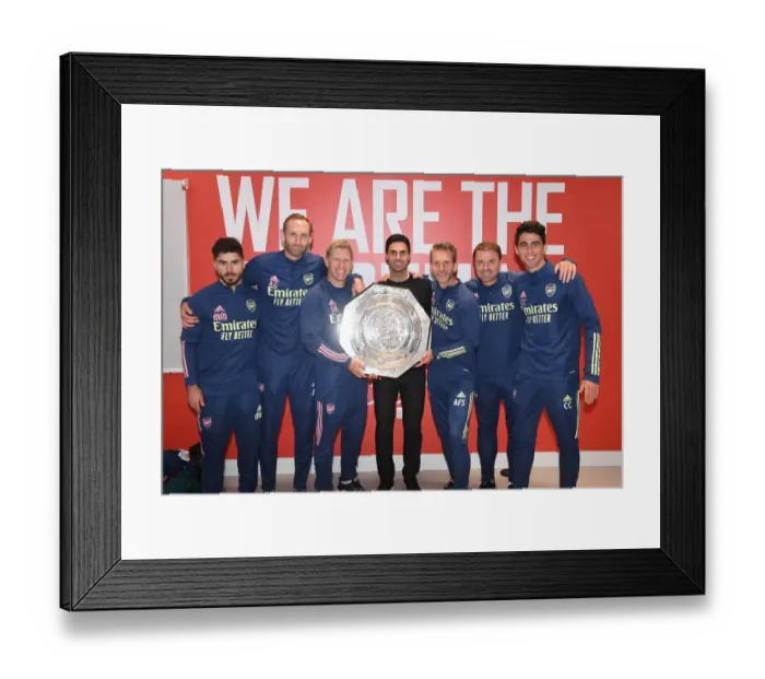 Framed Print : Arsenal vs Liverpool: FA Community Shield Clash at Wembley (2020-21)
