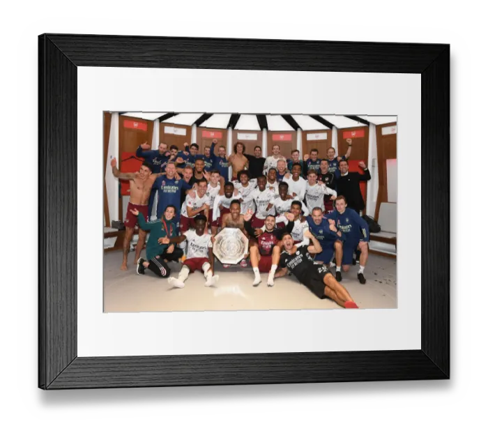 Framed Print : Arsenal Celebrates FA Community Shield Win Against Liverpool