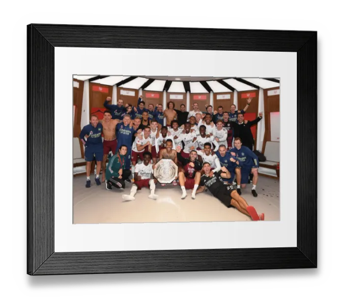Framed Print : Arsenal Celebrates FA Community Shield Win Against Liverpool