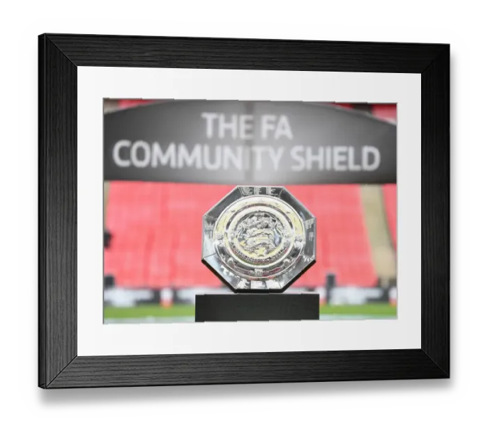 Framed Print : Arsenal vs Liverpool: FA Community Shield Clash at Wembley (2020-21) Framed Print : Arsenal vs Liverpool: FA Community Shield Clash at Wembley (2020-21)