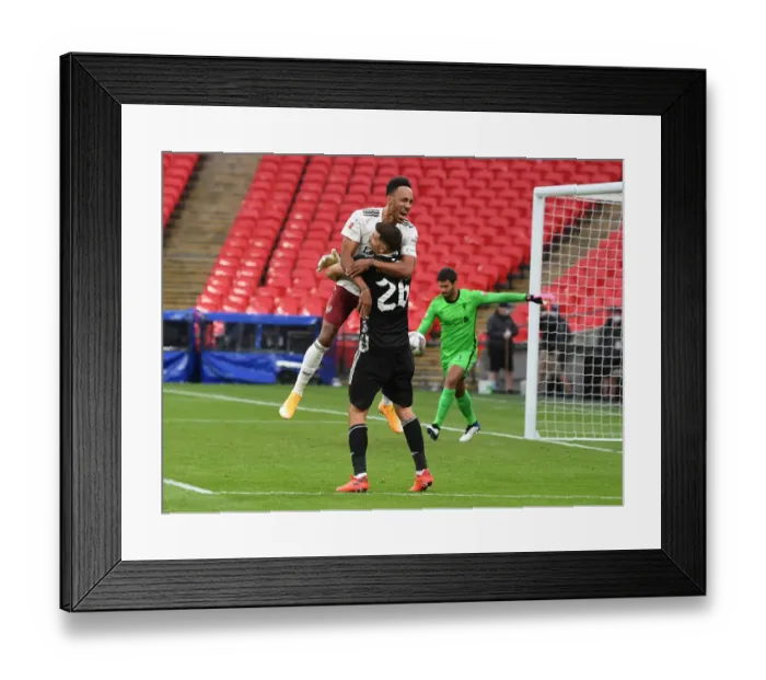 Framed Print : Arsenal's Aubameyang and Martinez Celebrate FA Community Shield Victory