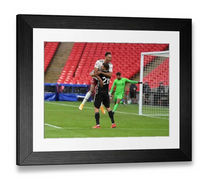 Framed Print : Arsenal's Aubameyang and Martinez Celebrate FA Community Shield Victory