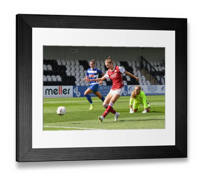 Framed Print : Vivianne Miedema Scores Arsenal's Second Goal Against Reading Women in FA WSL Match