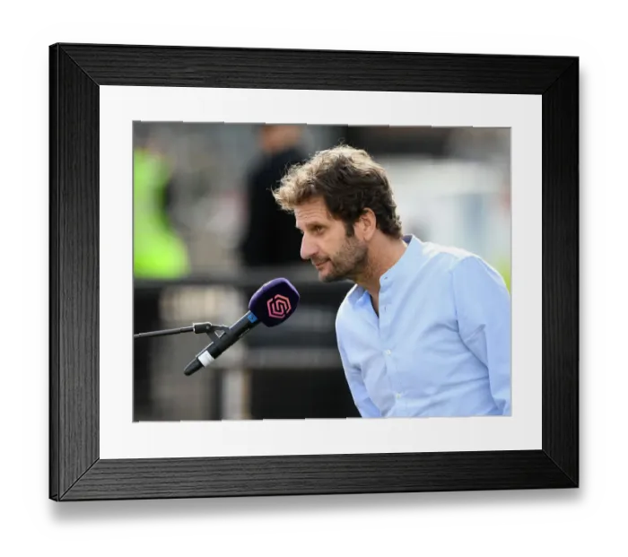 Framed Print : Joe Montemurro Guides Arsenal Women in FA WSL Showdown vs. Reading