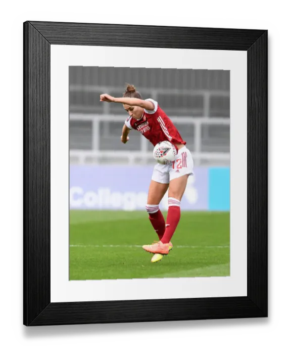 Framed Print : Steph Catley in Action: Arsenal Women vs Reading Women, FA WSL Match (2020-21) Framed Print : Steph Catley in Action: Arsenal Women vs Reading Women, FA WSL Match (2020-21)