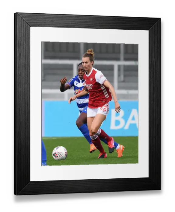 Framed Print : Arsenal vs Reading Women: A Battle in the FA WSL