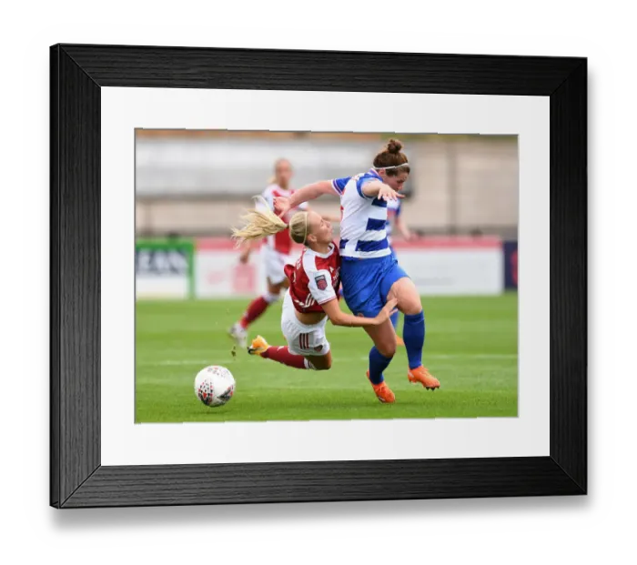 Framed Print : Arsenal vs Reading Women: A Tight Battle in FA WSL