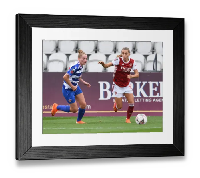 Framed Print : Arsenal Women vs Reading Women: FA WSL Clash at Meadow Park - Intense Battle between Noelle Maritz and Molly Bartrop