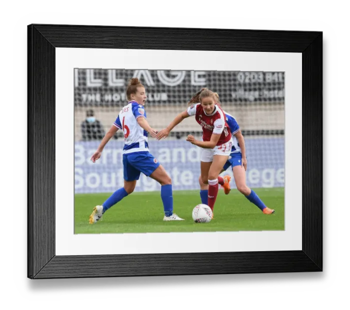 Framed Print : Malin Gut of Arsenal Outmaneuvers Angharad James of Reading in FA WSL Clash Framed Print : Malin Gut of Arsenal Outmaneuvers Angharad James of Reading in FA WSL Clash