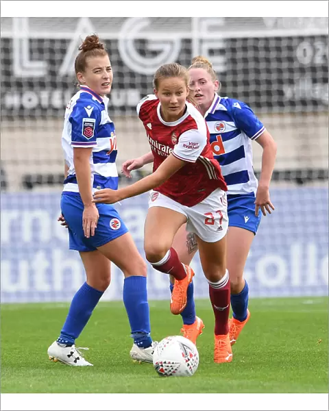 Arsenal Women vs Reading Women: Malin Gut Outmaneuvers Angharad James in FA WSL Clash