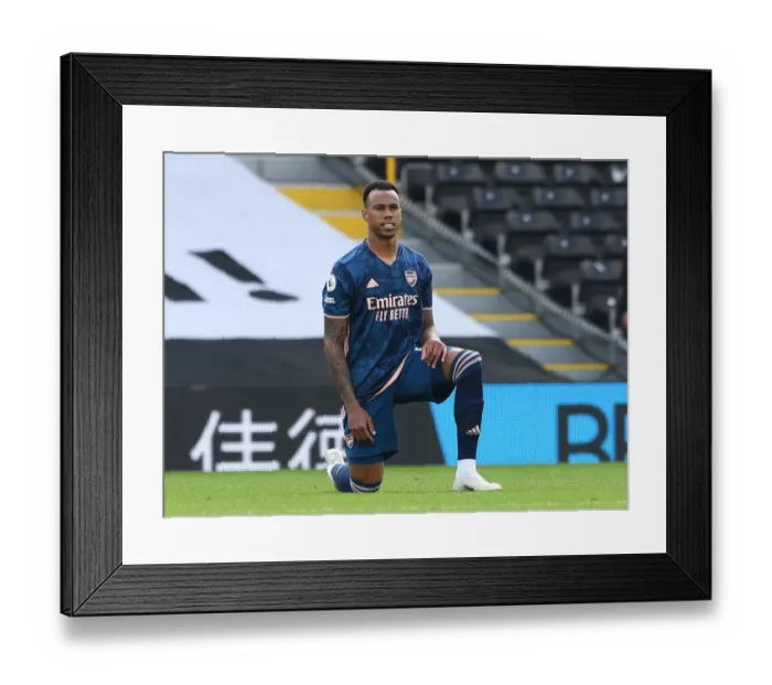 Framed Print : Gabriel Magalhaes Kneels: Fulham vs. Arsenal, Premier League 2020-21 Framed Print : Gabriel Magalhaes Kneels: Fulham vs. Arsenal, Premier League 2020-21