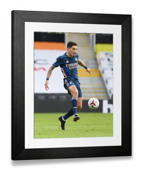Framed Print : Hector Bellerin in Action: Arsenal vs Fulham, Premier League 2020-21