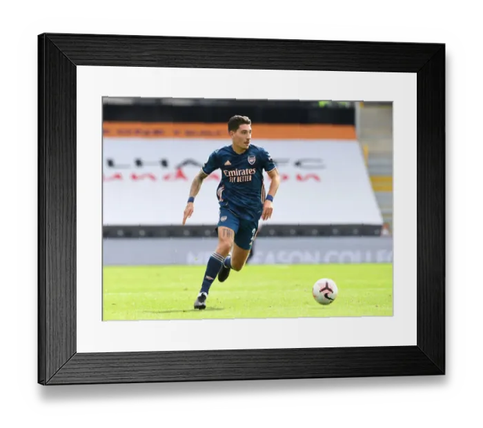 Framed Print : Hector Bellerin in Action: Fulham vs Arsenal, Premier League 2020-21 Framed Print : Hector Bellerin in Action: Fulham vs Arsenal, Premier League 2020-21