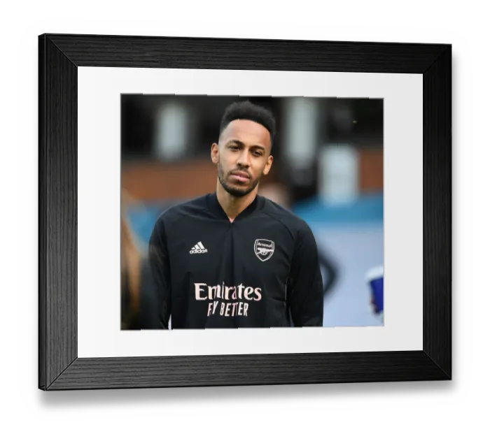 Framed Print : Arsenal's Aubameyang Readies for Fulham Battle in Premier League 2020-21