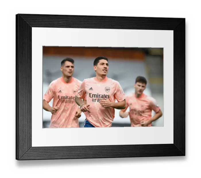Framed Print : Hector Bellerin: Battle-Ready for Fulham vs Arsenal, Premier League 2020-21