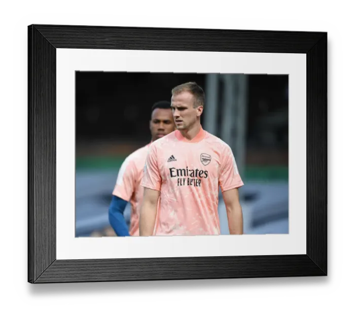 Framed Print : Rob Holding Gears Up: Fulham vs Arsenal, Premier League 2020-21 Framed Print : Rob Holding Gears Up: Fulham vs Arsenal, Premier League 2020-21