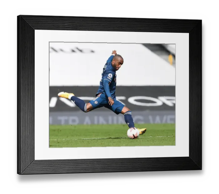Framed Print : Arsenal's Alex Lacazette in Action against Fulham - Premier League 2020-21
