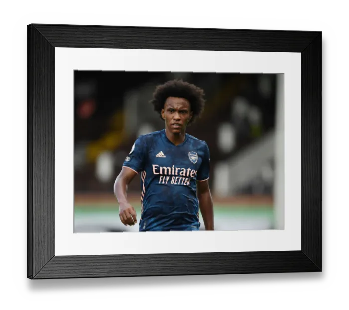 Framed Print : Willian in Action: Fulham vs. Arsenal, Premier League 2020-21