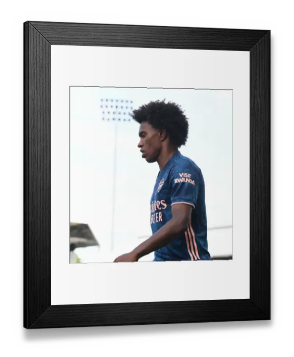 Framed Print : Willian in Action: Fulham vs. Arsenal, Premier League 2020-21 Framed Print : Willian in Action: Fulham vs. Arsenal, Premier League 2020-21