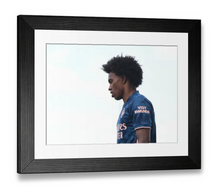 Framed Print : Willian in Action: Fulham vs. Arsenal, Premier League 2020-21 Framed Print : Willian in Action: Fulham vs. Arsenal, Premier League 2020-21