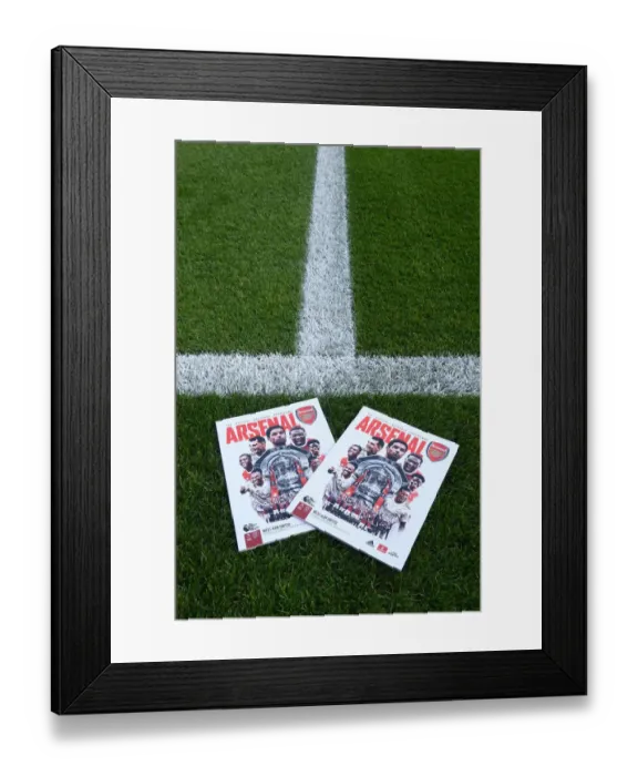 Framed Print : Arsenal vs. West Ham United: Premier League Showdown at Emirates Stadium