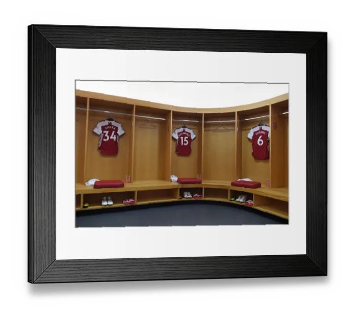 Framed Print : Arsenal FC: Pre-Match Huddle in the Changing Room - Arsenal vs West Ham United (2020-21) Framed Print : Arsenal FC: Pre-Match Huddle in the Changing Room - Arsenal vs West Ham United (2020-21)