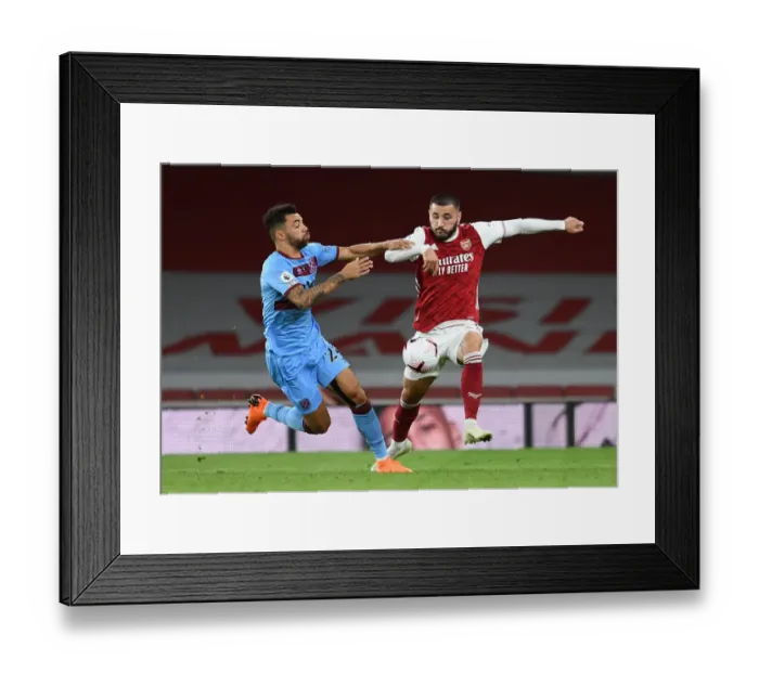 Framed Print : Arsenal vs. West Ham: Clash at Emirates Stadium