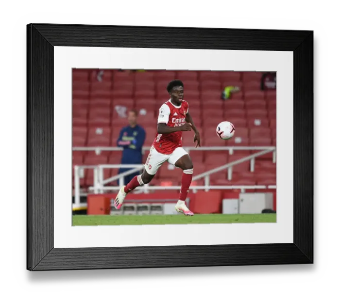 Framed Print : Arsenal's Bukayo Saka in Action: Premier League 2020-21 - Arsenal vs. West Ham United