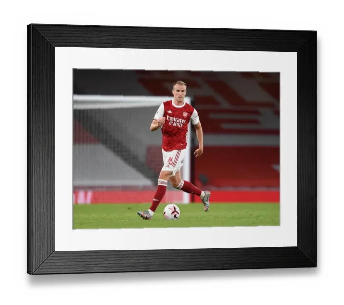 Framed Print : Rob Holding in Action: Arsenal vs. West Ham United (2020-21 Premier League) Framed Print : Rob Holding in Action: Arsenal vs. West Ham United (2020-21 Premier League)