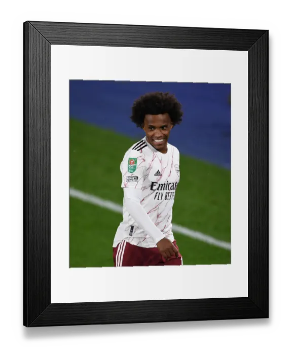 Framed Print : Willian in Action: Leicester City vs. Arsenal - Carabao Cup 2020-21