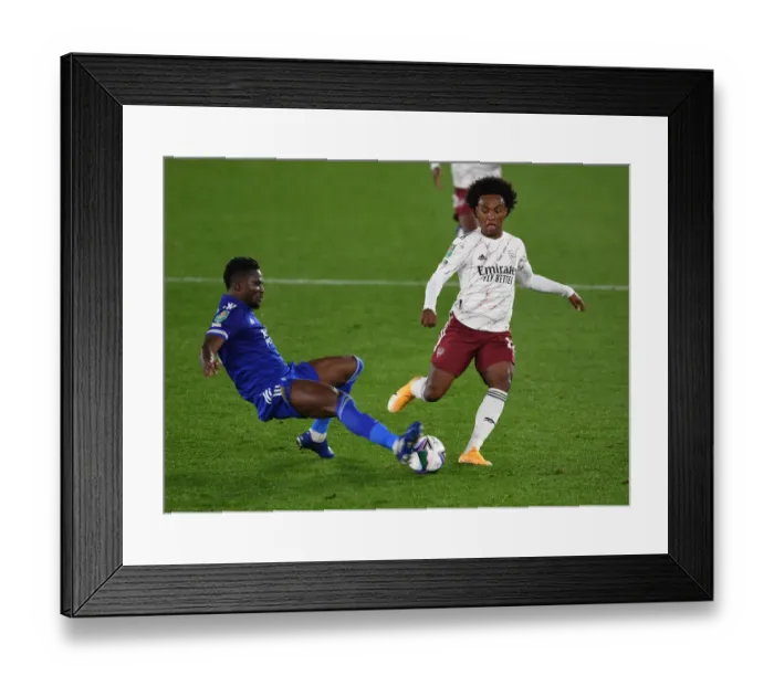 Framed Print : Willian vs Amartey: Leicester City vs Arsenal in Carabao Cup Clash Framed Print : Willian vs Amartey: Leicester City vs Arsenal in Carabao Cup Clash