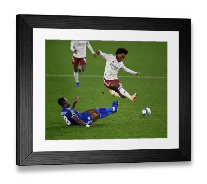 Framed Print : Willian vs Amartey: Clash in the Carabao Cup - Leicester City vs Arsenal
