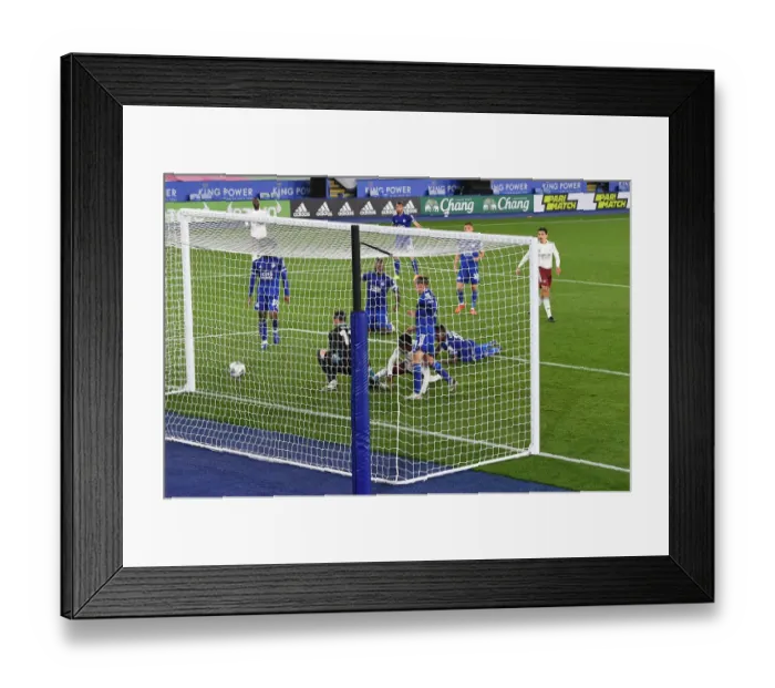 Framed Print : Arsenal's Eddie Nketiah Scores in Carabao Cup Victory over Leicester City Framed Print : Arsenal's Eddie Nketiah Scores in Carabao Cup Victory over Leicester City