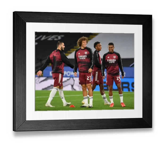 Framed Print : Arsenal's David Luiz Warming Up Ahead of Leicester City Carabao Cup Clash Framed Print : Arsenal's David Luiz Warming Up Ahead of Leicester City Carabao Cup Clash