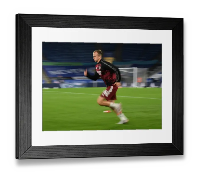 Framed Print : Arsenal's Rob Holding Gears Up for Carabao Cup Clash Against Leicester City Framed Print : Arsenal's Rob Holding Gears Up for Carabao Cup Clash Against Leicester City