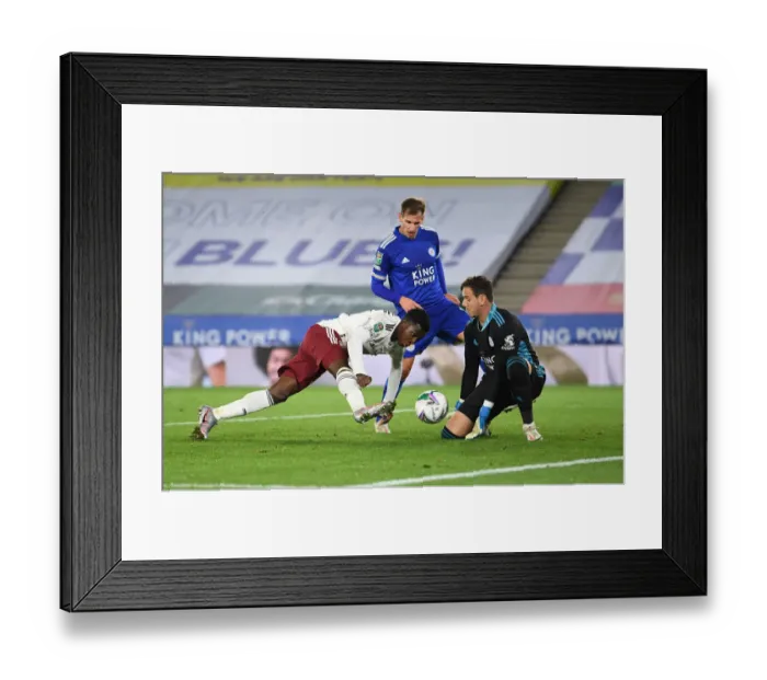 Framed Print : Arsenal's Eddie Nketiah Scores Second Goal in Carabao Cup Match Against Leicester City